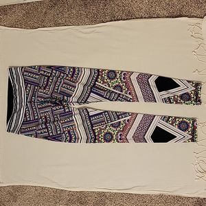 Full length print leggings size M